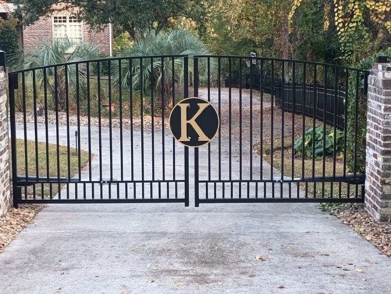 Enhancing Security and Style with Anchor Fencing’s Custom Automated Gates in Myrtle Beach